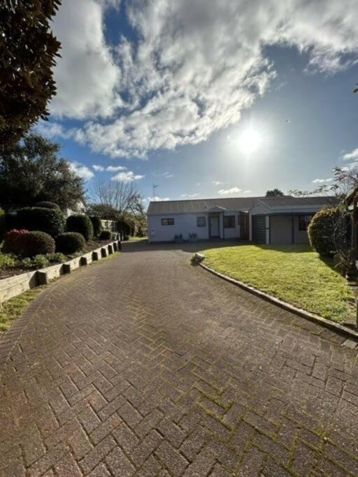 Villa Family Perfect, Winter Getaway, Secure Yard, Parking, Mountain Bikes, Arcade Rotorua Exterior foto